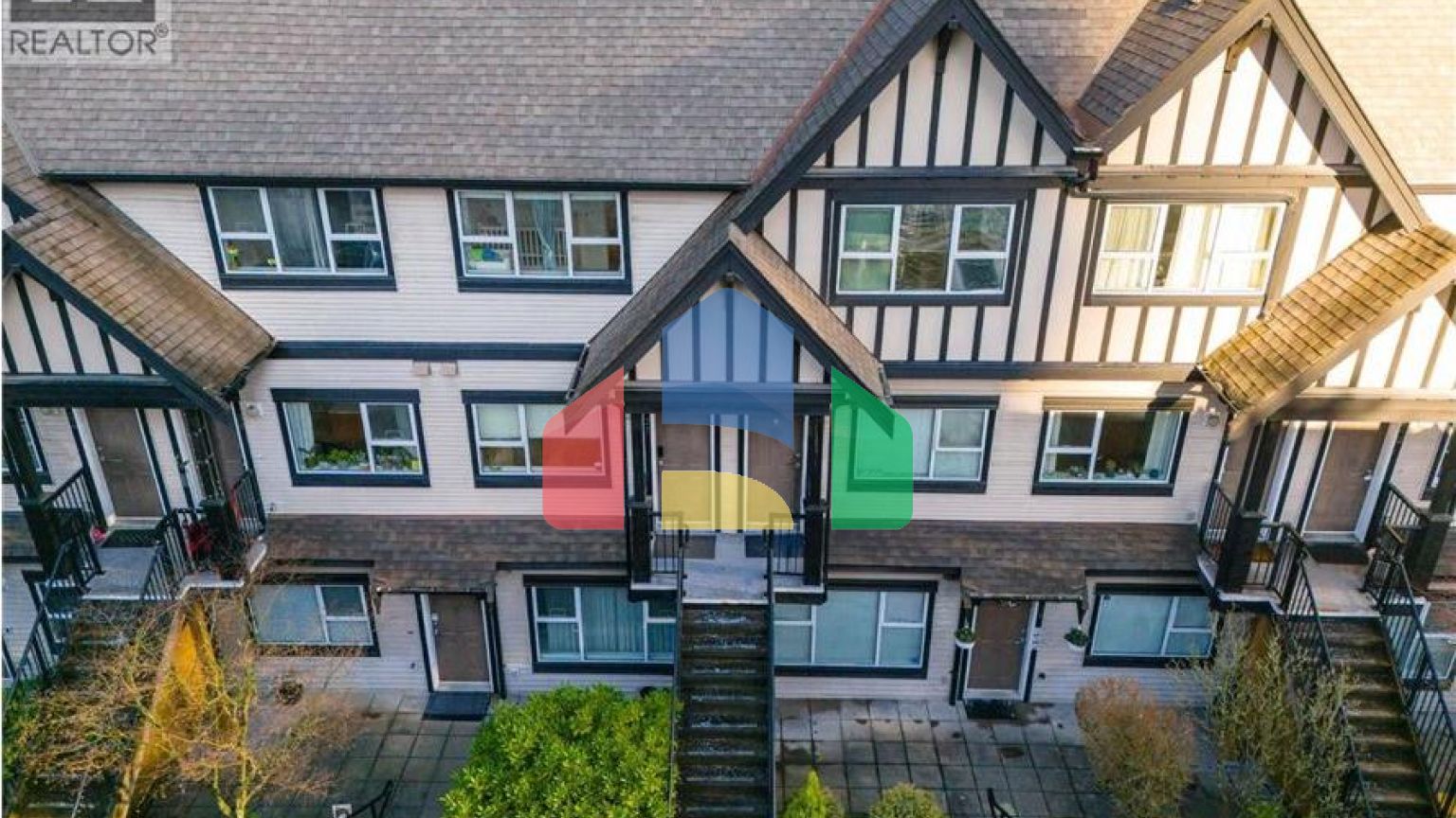 Residential - Townhouse - Coquitlam, Canada - Canada