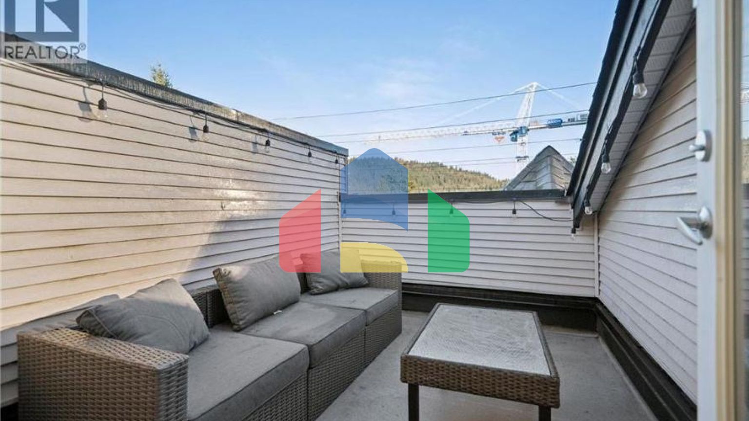 Residential - Townhouse - Coquitlam, Canada - Canada