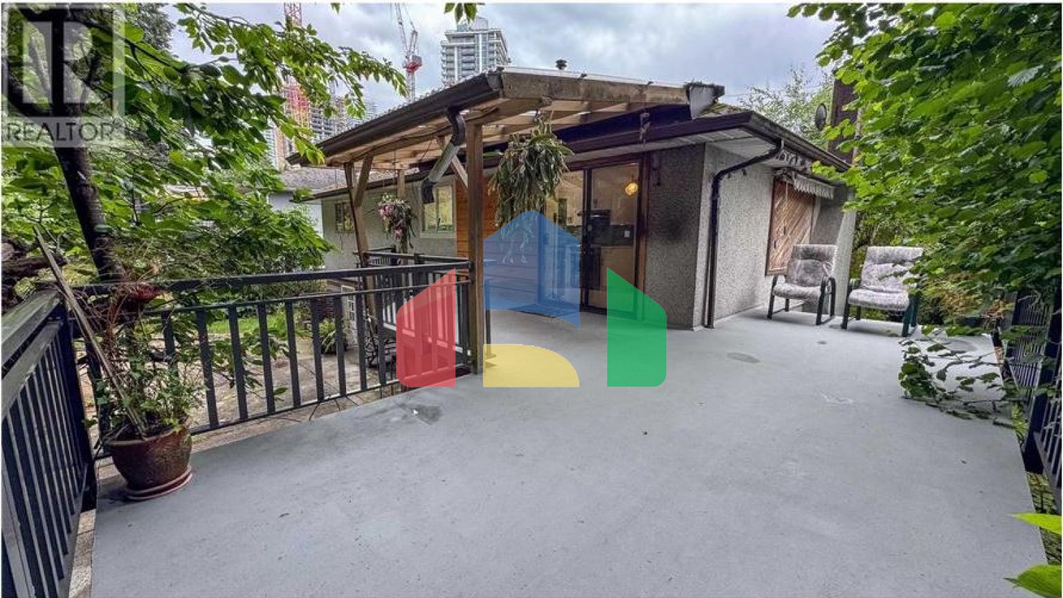 Residential - Single Family Home - Coquitlam, Canada - Canada