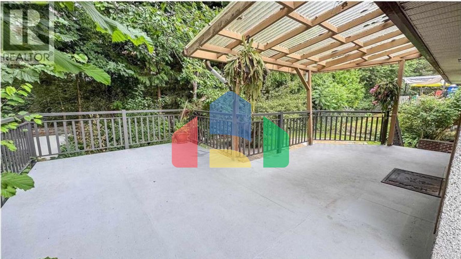 Residential - Single Family Home - Coquitlam, Canada - Canada