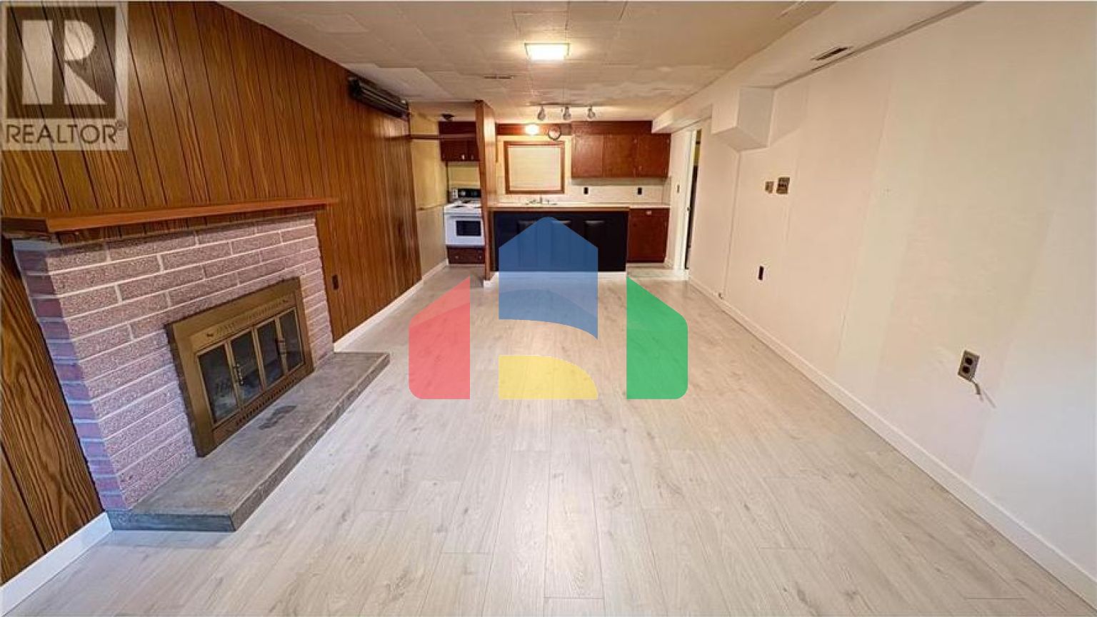 Residential - Single Family Home - Coquitlam, Canada - Canada