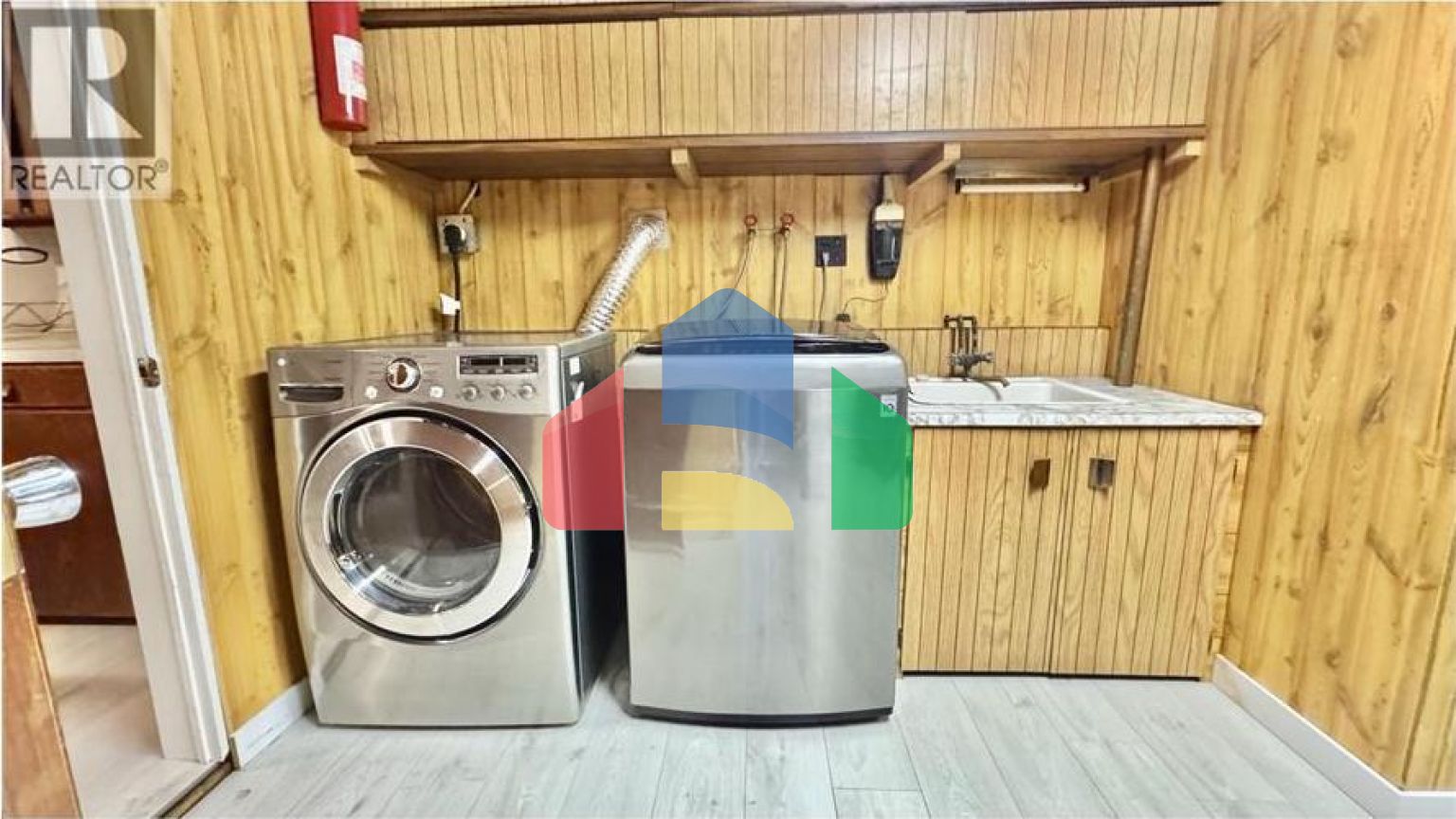 Residential - Single Family Home - Coquitlam, Canada - Canada