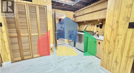 Residential - Single Family Home - Coquitlam, Canada - Canada