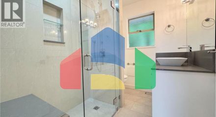 Residential - Single Family Home - Coquitlam, Canada - Canada