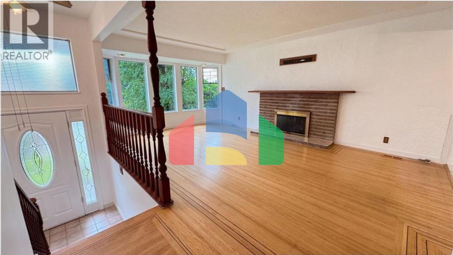 Residential - Single Family Home - Coquitlam, Canada - Canada