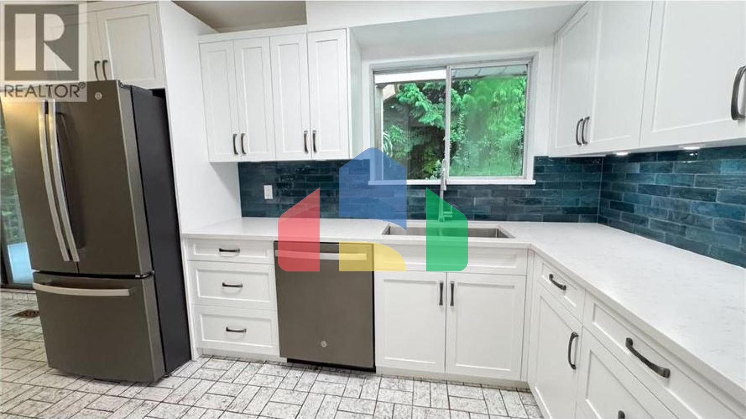 Residential - Single Family Home - Coquitlam, Canada - Canada