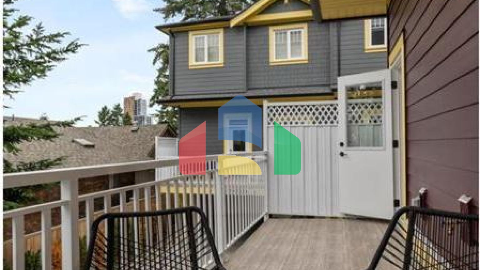 Residential - Townhouse - Coquitlam, Canada - Canada