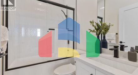 Residential - Townhouse - Coquitlam, Canada - Canada