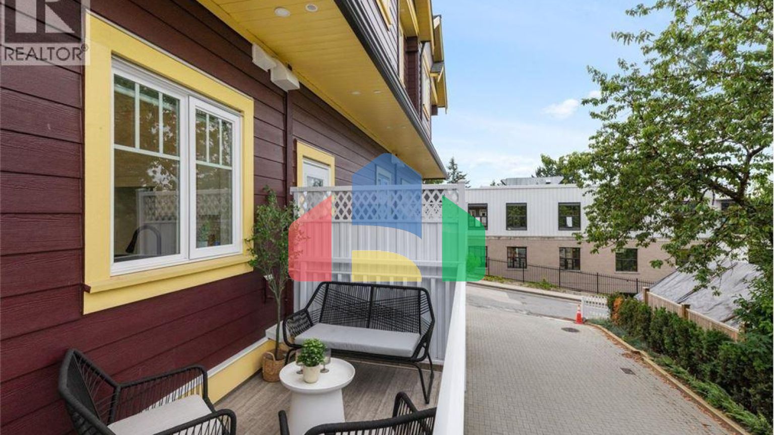 Residential - Townhouse - Coquitlam, Canada - Canada