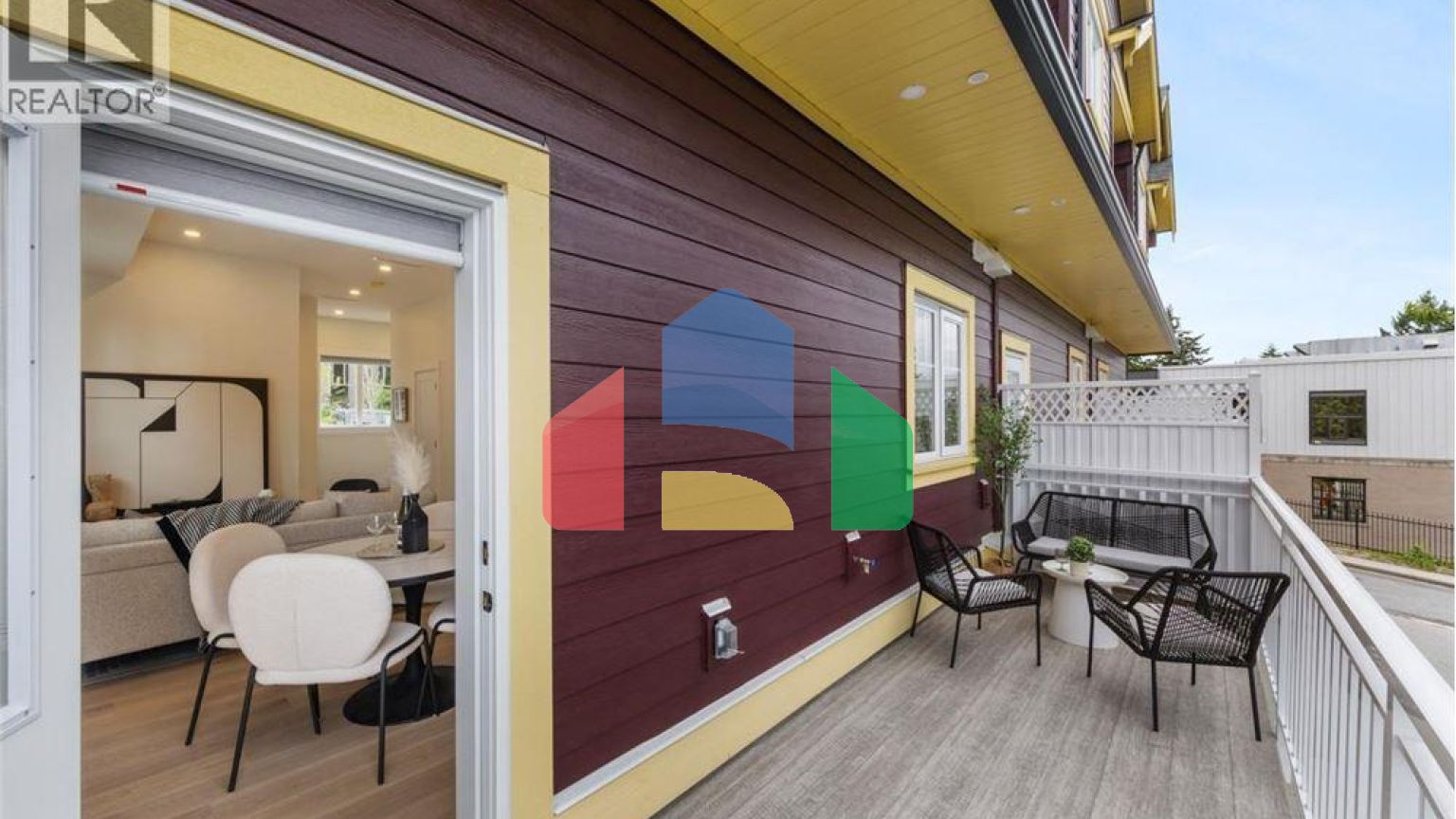 Residential - Townhouse - Coquitlam, Canada - Canada