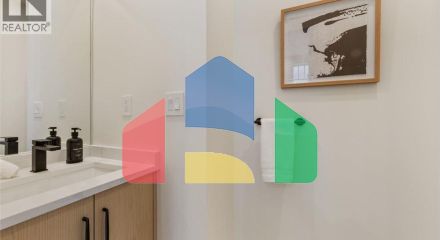 Residential - Townhouse - Coquitlam, Canada - Canada