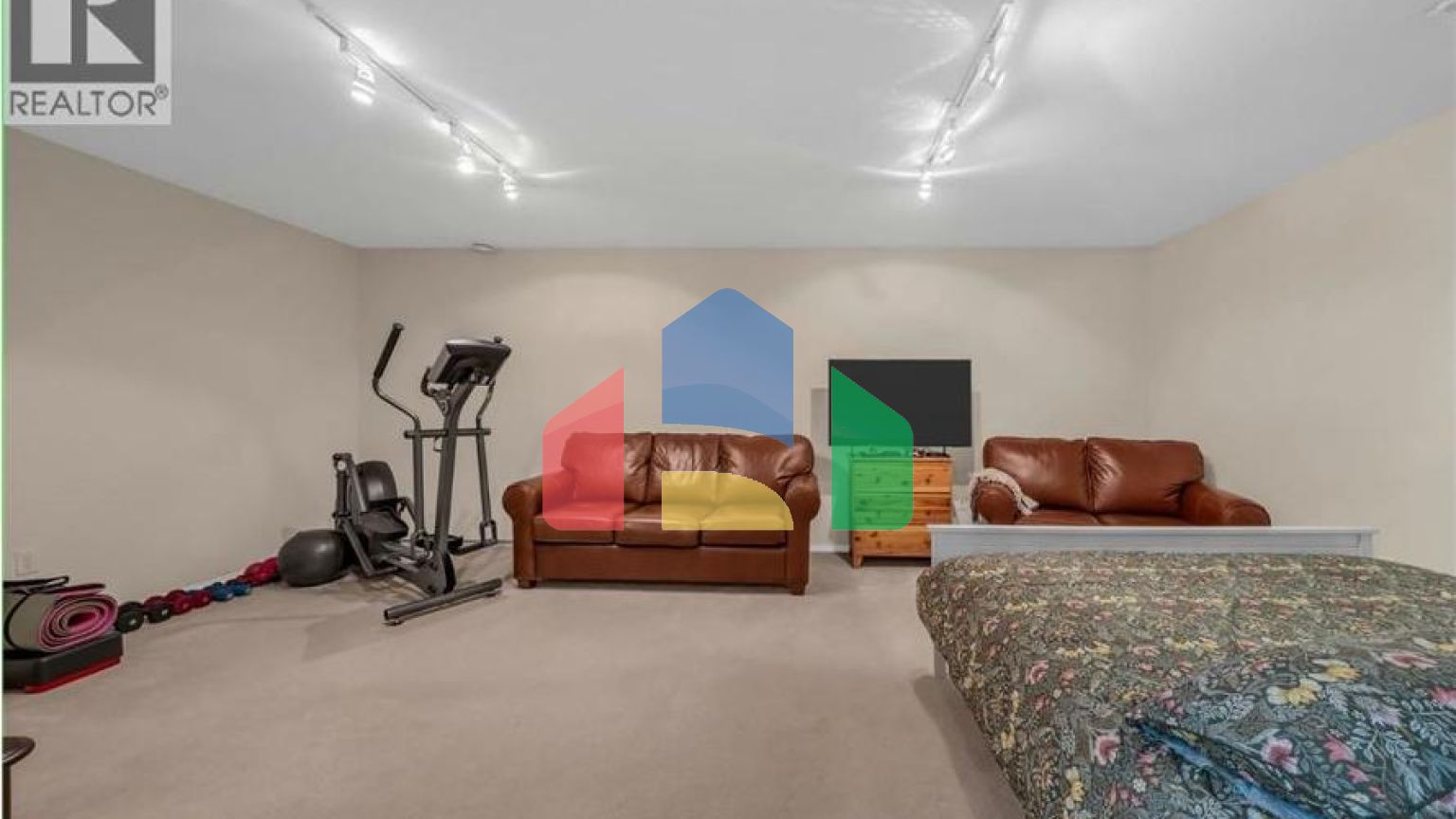 Residential - Single Family Home - Coquitlam, Canada - Canada