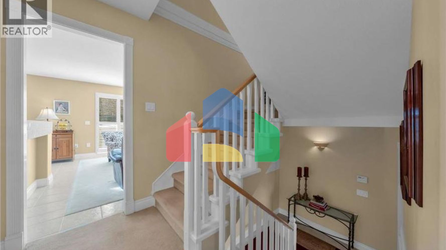 Residential - Single Family Home - Coquitlam, Canada - Canada