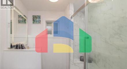 Residential - Single Family Home - Coquitlam, Canada - Canada