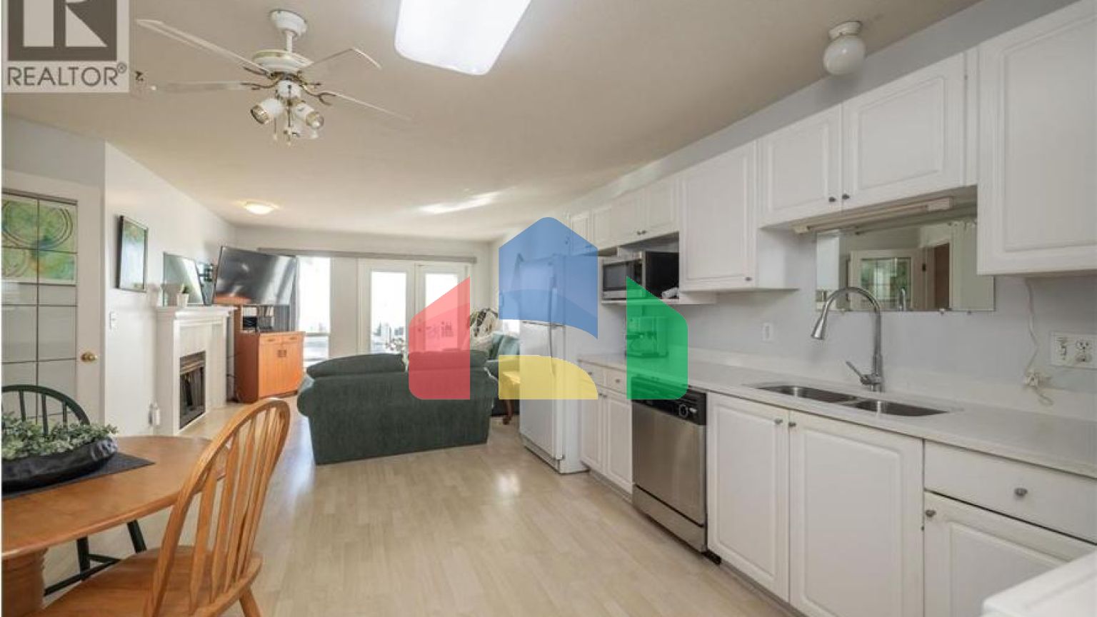 Residential - Single Family Home - Coquitlam, Canada - Canada