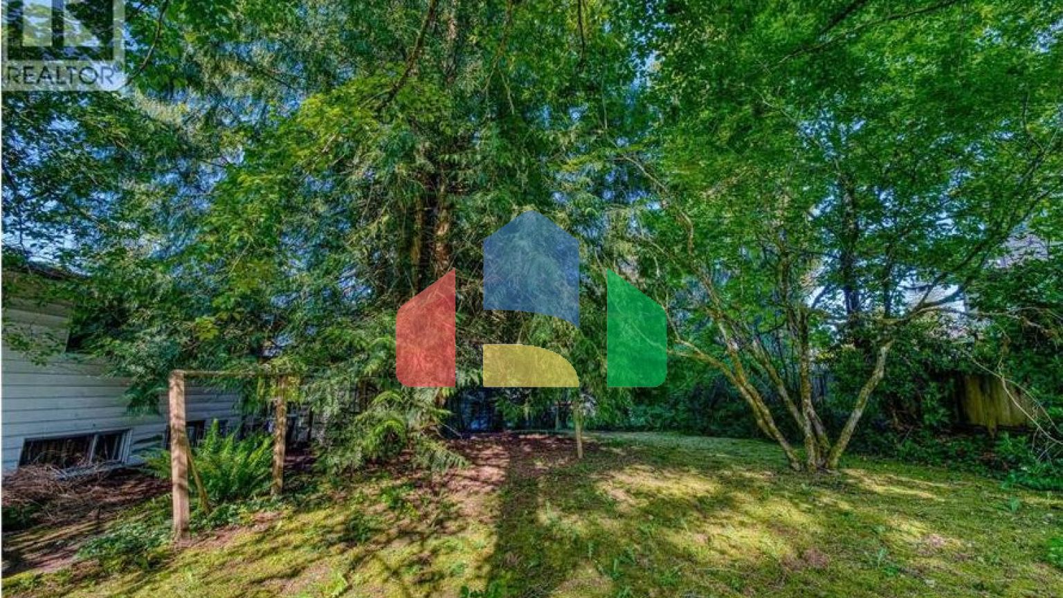 Residential - Single Family Home - Coquitlam, Canada - Canada