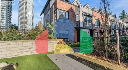 Residential - Townhouse - Coquitlam, Canada - Canada