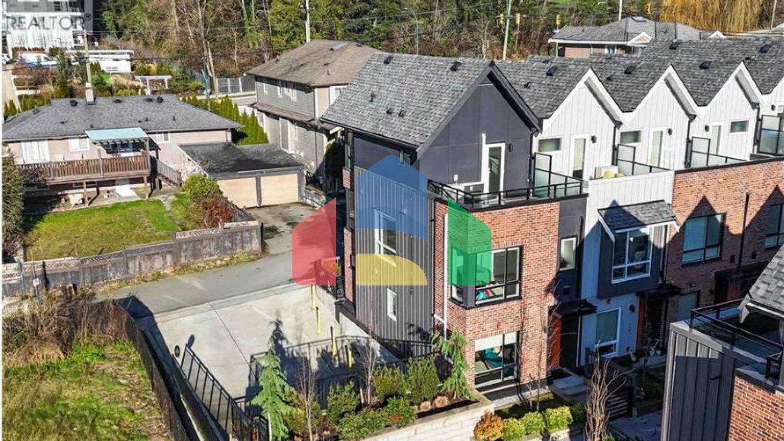 Residential - Townhouse - Coquitlam, Canada - Canada