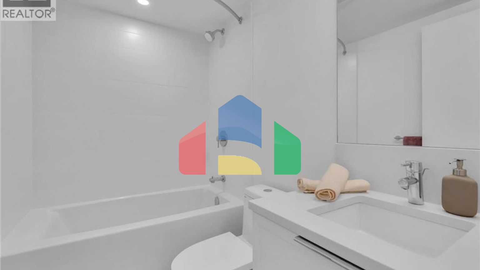 Residential - Townhouse - Coquitlam, Canada - Canada