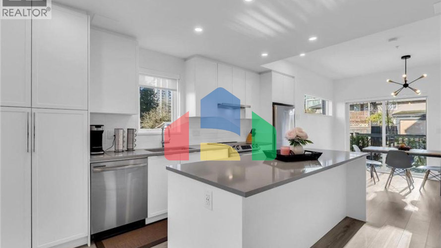 Residential - Townhouse - Coquitlam, Canada - Canada