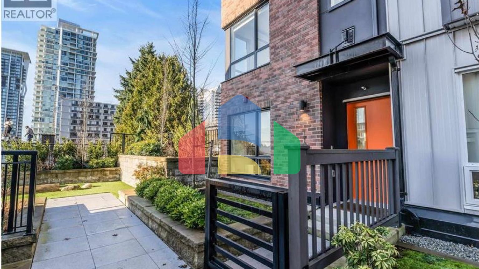 Residential - Townhouse - Coquitlam, Canada - Canada