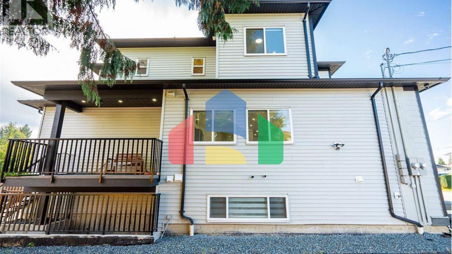 Residential - Single Family Home - Coquitlam, Canada - Canada