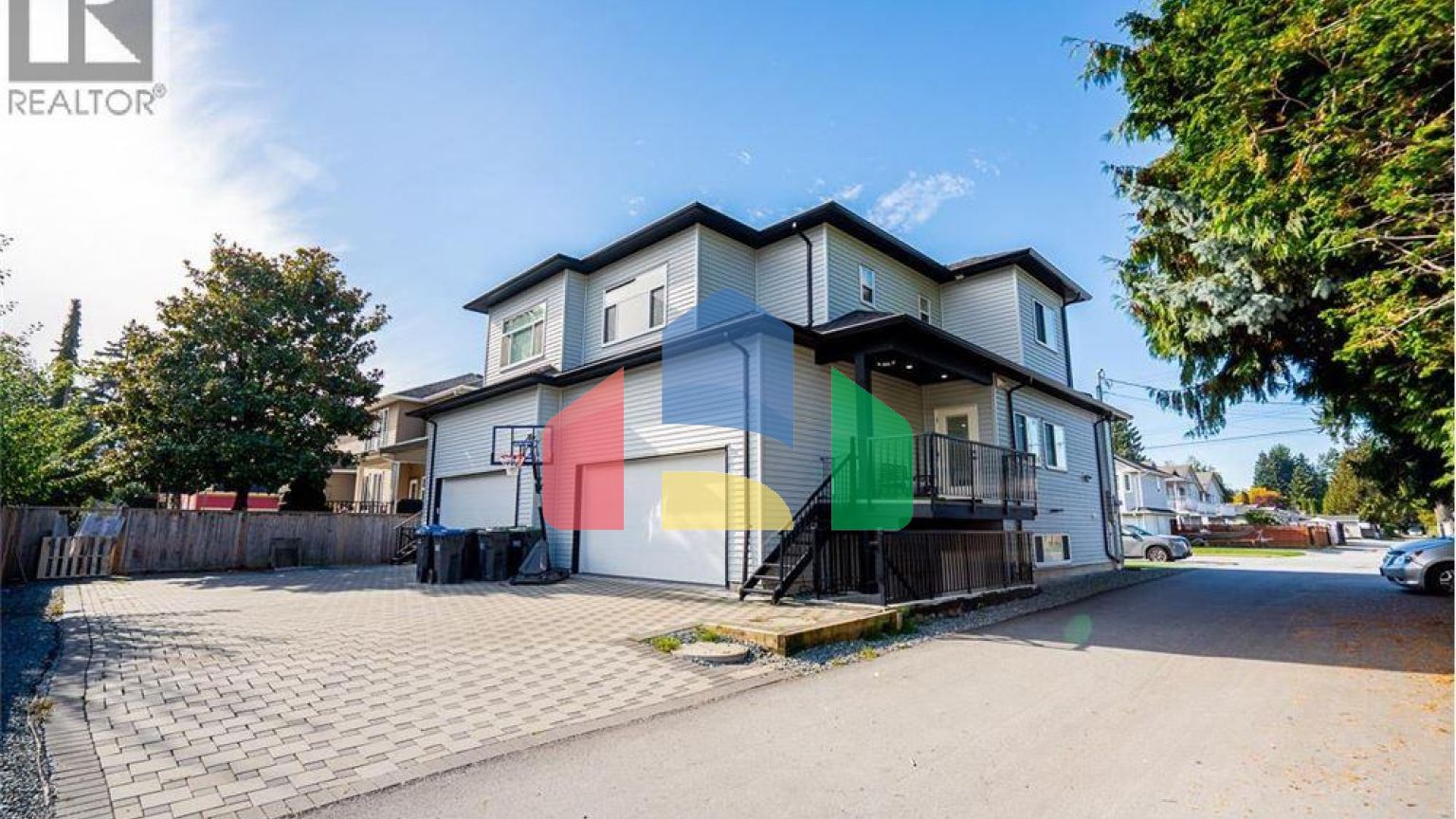 Residential - Single Family Home - Coquitlam, Canada - Canada