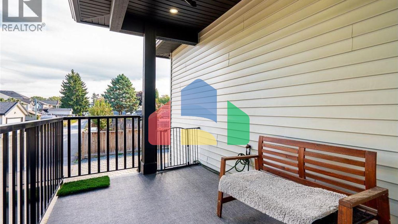 Residential - Single Family Home - Coquitlam, Canada - Canada