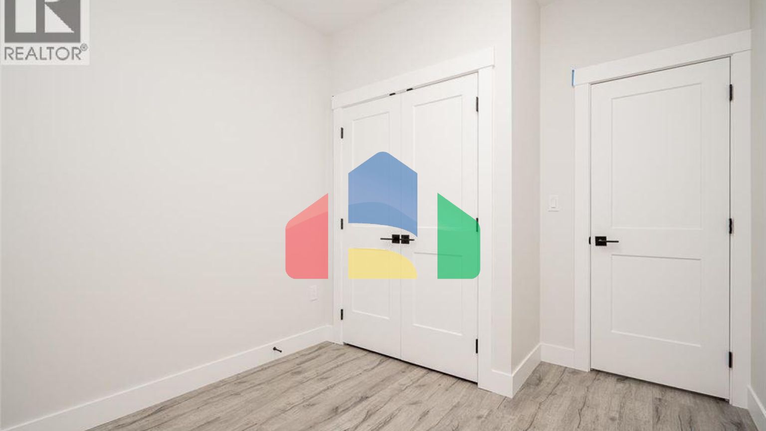 Residential - Single Family Home - Coquitlam, Canada - Canada