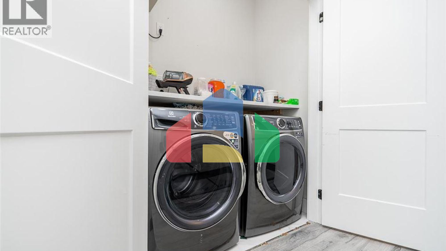 Residential - Single Family Home - Coquitlam, Canada - Canada