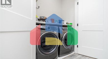 Residential - Single Family Home - Coquitlam, Canada - Canada