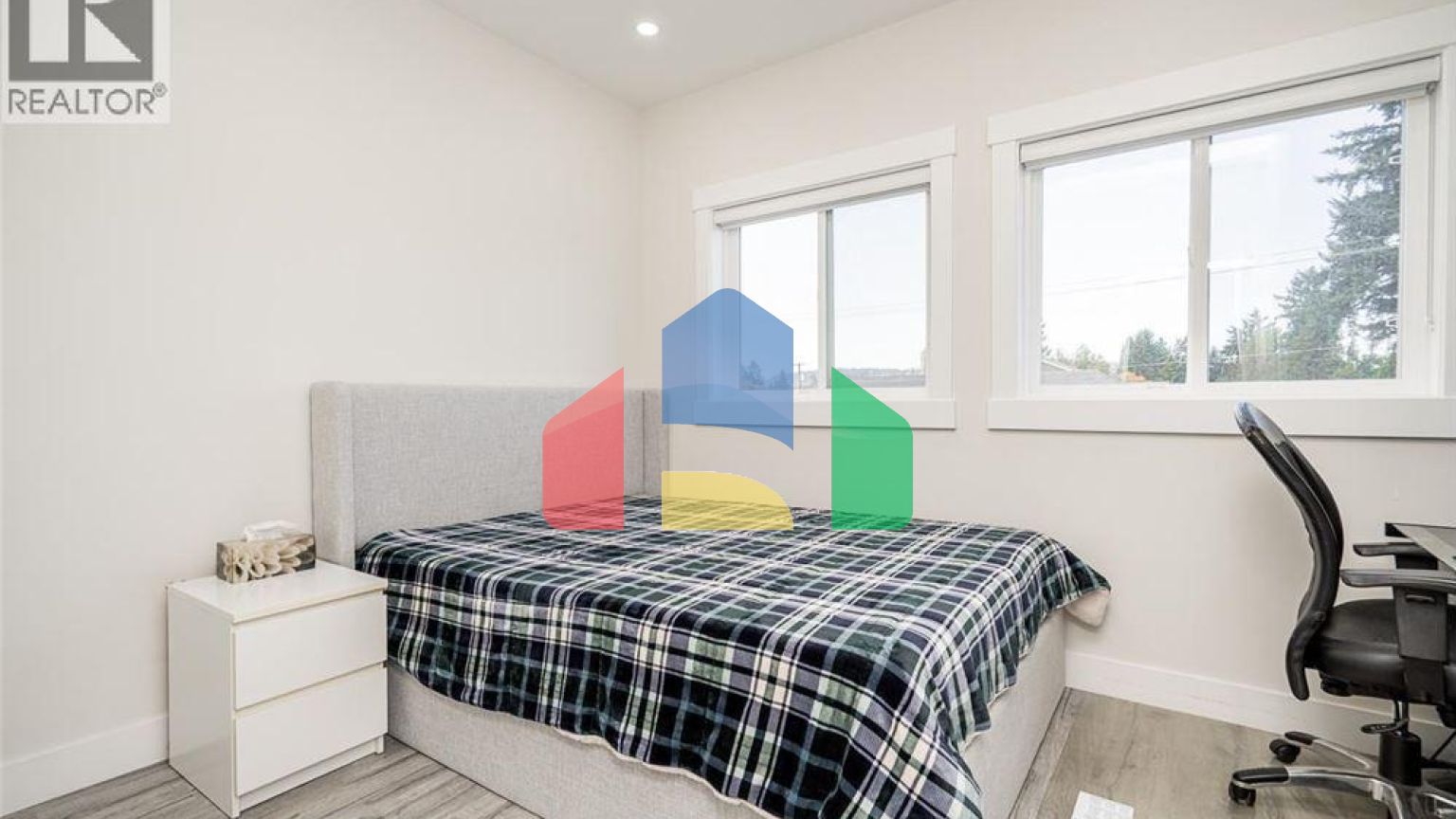 Residential - Single Family Home - Coquitlam, Canada - Canada