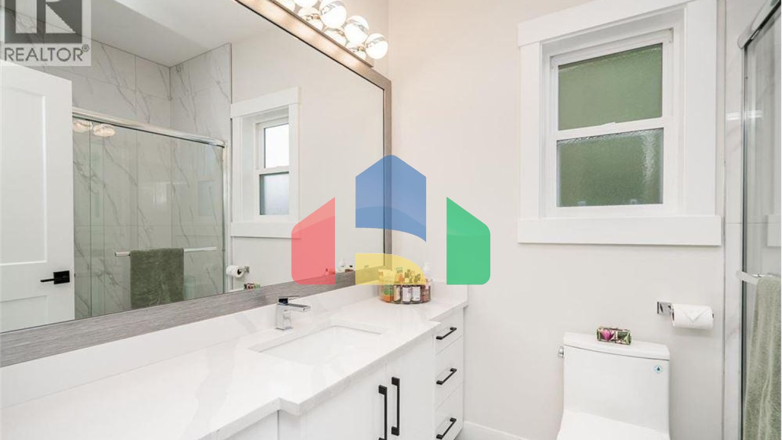 Residential - Single Family Home - Coquitlam, Canada - Canada