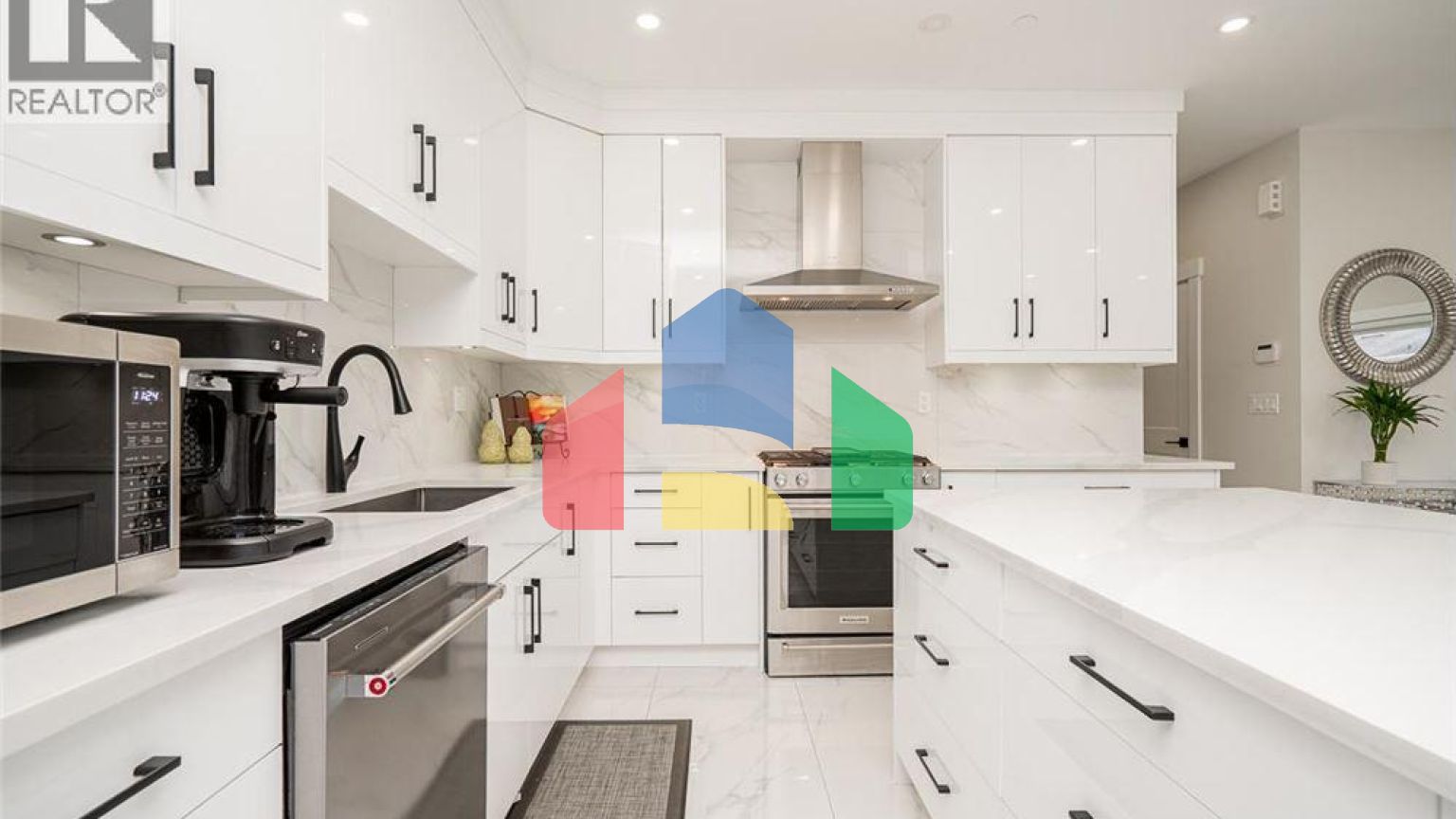 Residential - Single Family Home - Coquitlam, Canada - Canada