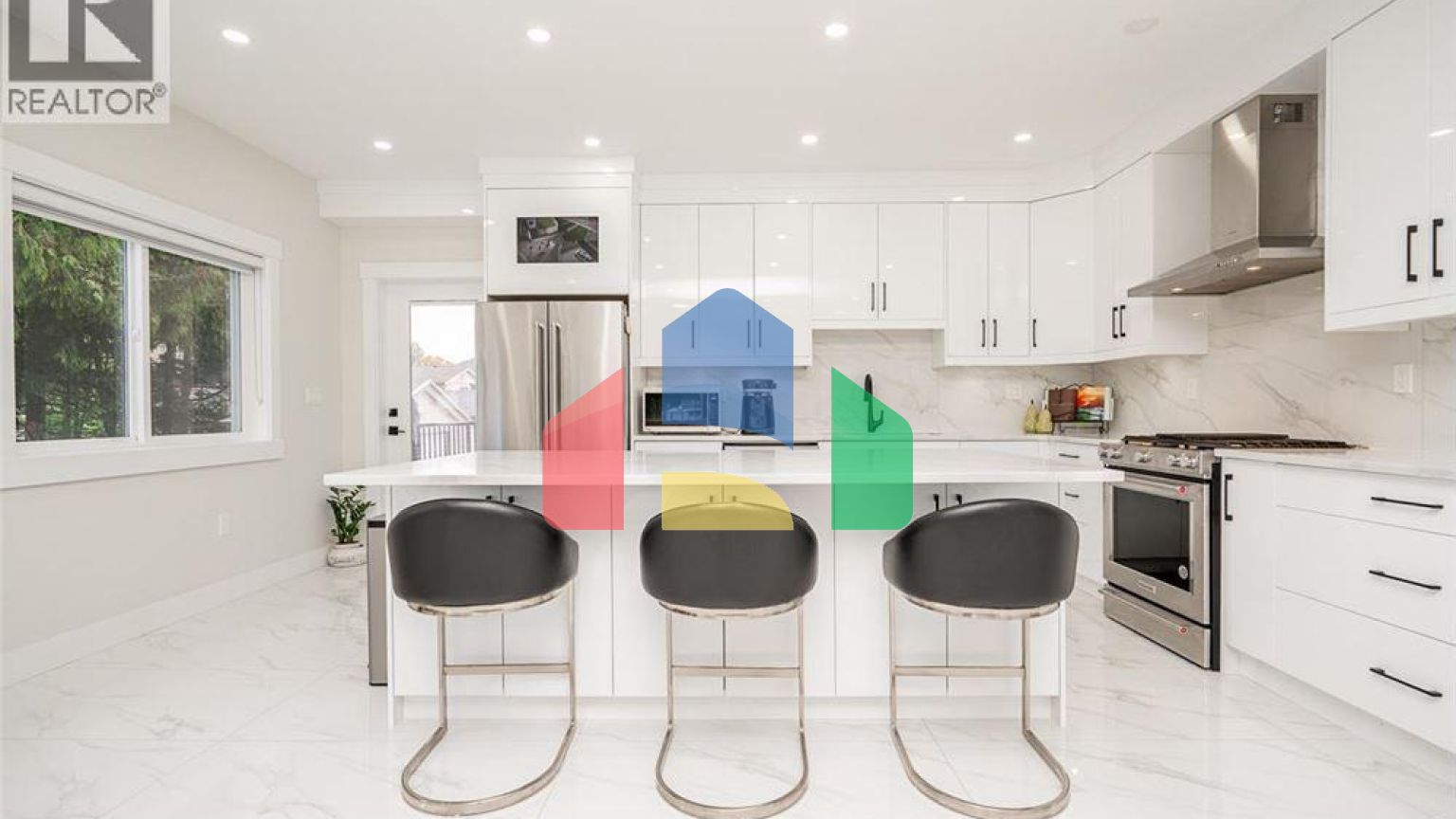 Residential - Single Family Home - Coquitlam, Canada - Canada