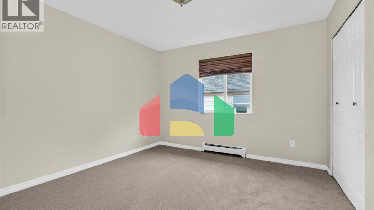 Residential - Single Family Home - Coquitlam, Canada - Canada