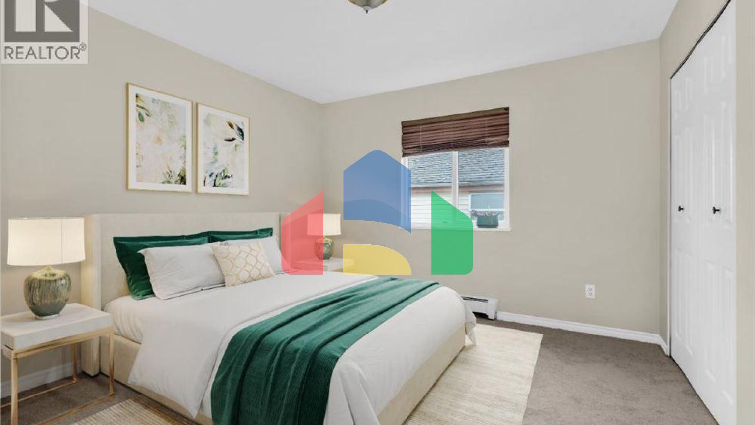 Residential - Single Family Home - Coquitlam, Canada - Canada