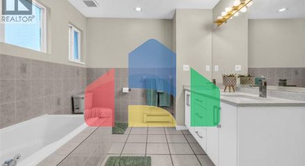 Residential - Single Family Home - Coquitlam, Canada - Canada