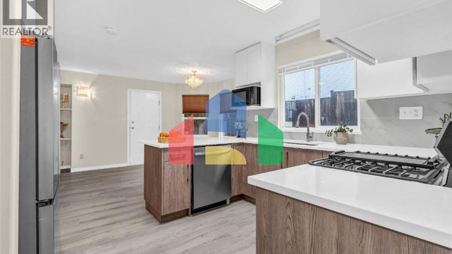 Residential - Single Family Home - Coquitlam, Canada - Canada