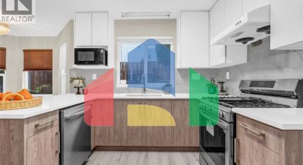 Residential - Single Family Home - Coquitlam, Canada - Canada