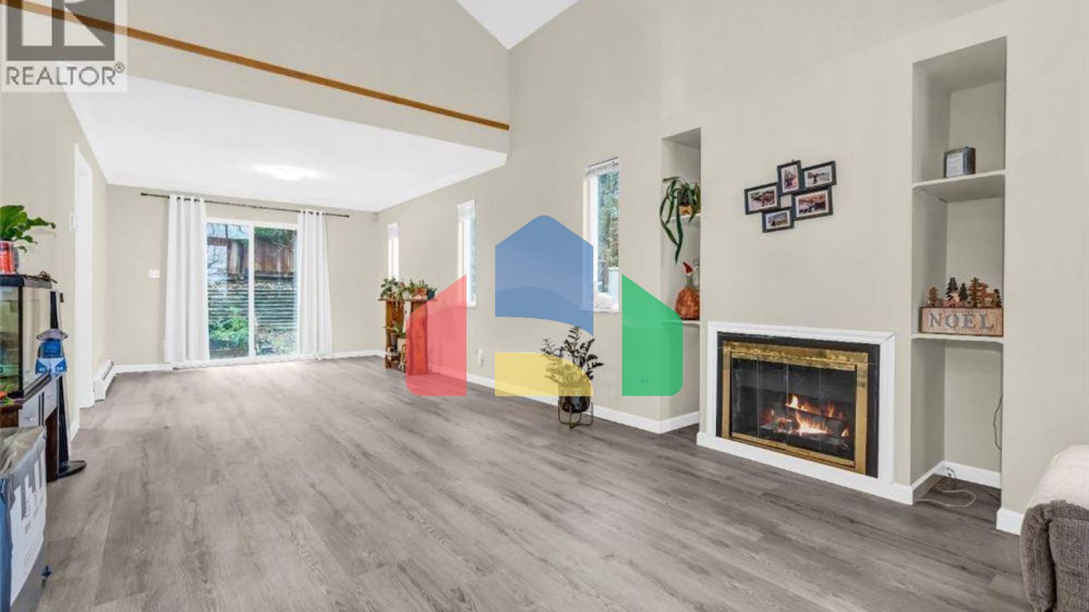 Residential - Single Family Home - Coquitlam, Canada - Canada