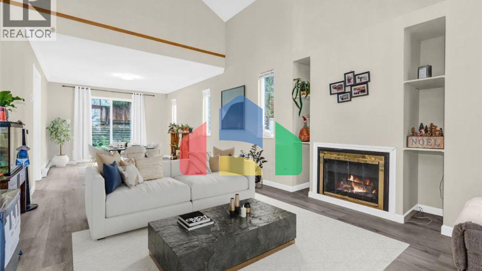 Residential - Single Family Home - Coquitlam, Canada - Canada