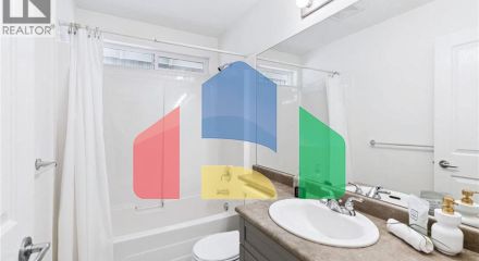 Residential - Single Family Home - Coquitlam, Canada - Canada