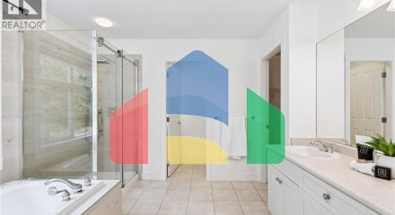 Residential - Single Family Home - Coquitlam, Canada - Canada