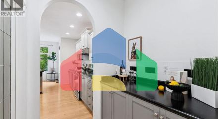 Residential - Single Family Home - Coquitlam, Canada - Canada