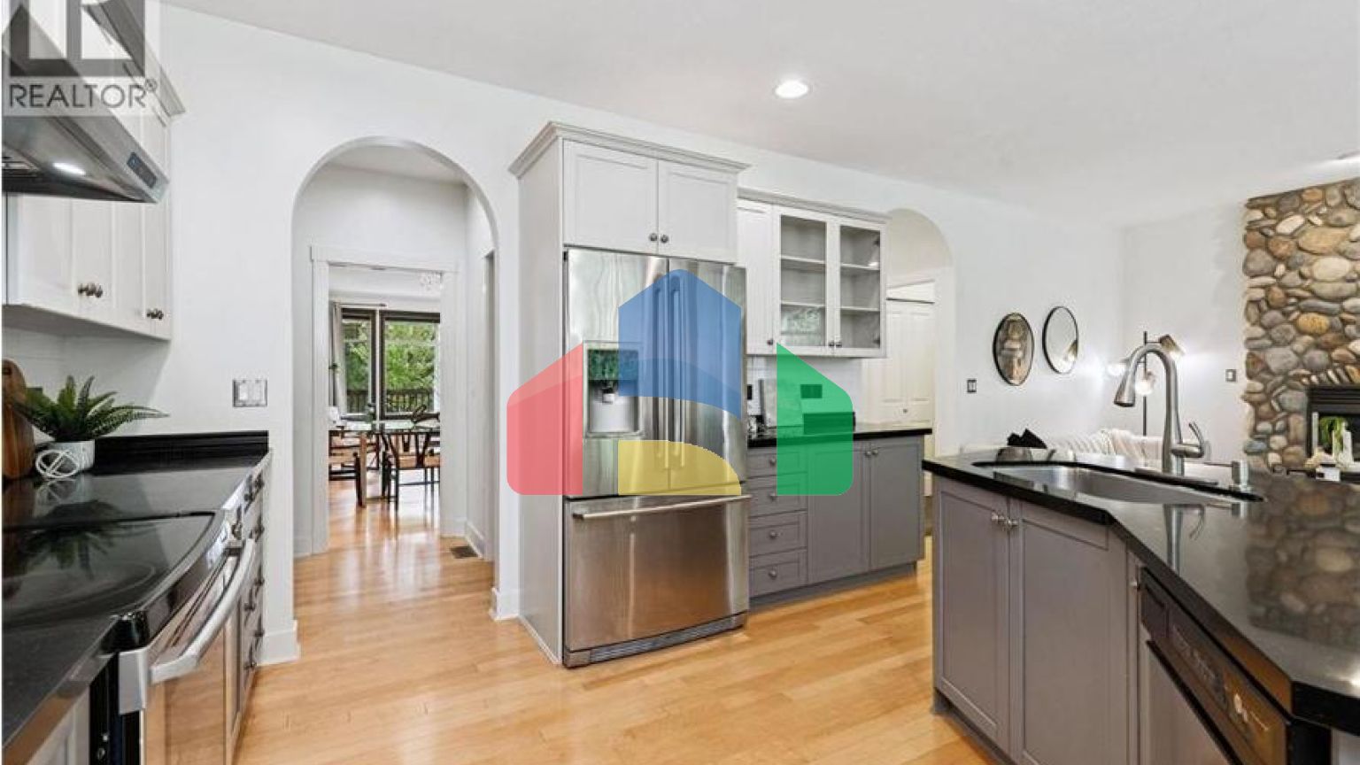 Residential - Single Family Home - Coquitlam, Canada - Canada