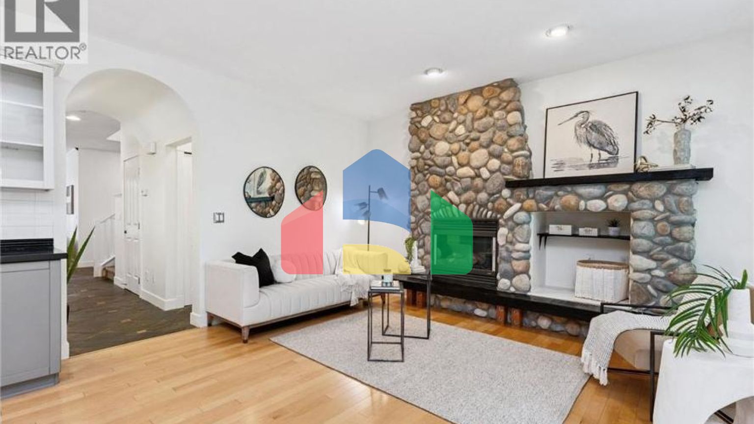 Residential - Single Family Home - Coquitlam, Canada - Canada