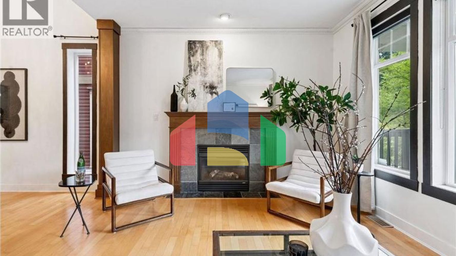 Residential - Single Family Home - Coquitlam, Canada - Canada