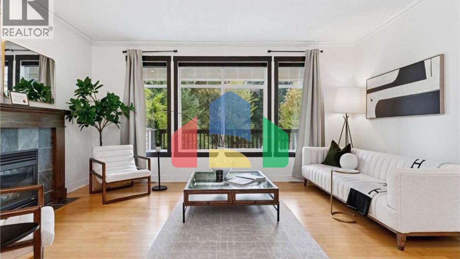 Residential - Single Family Home - Coquitlam, Canada - Canada