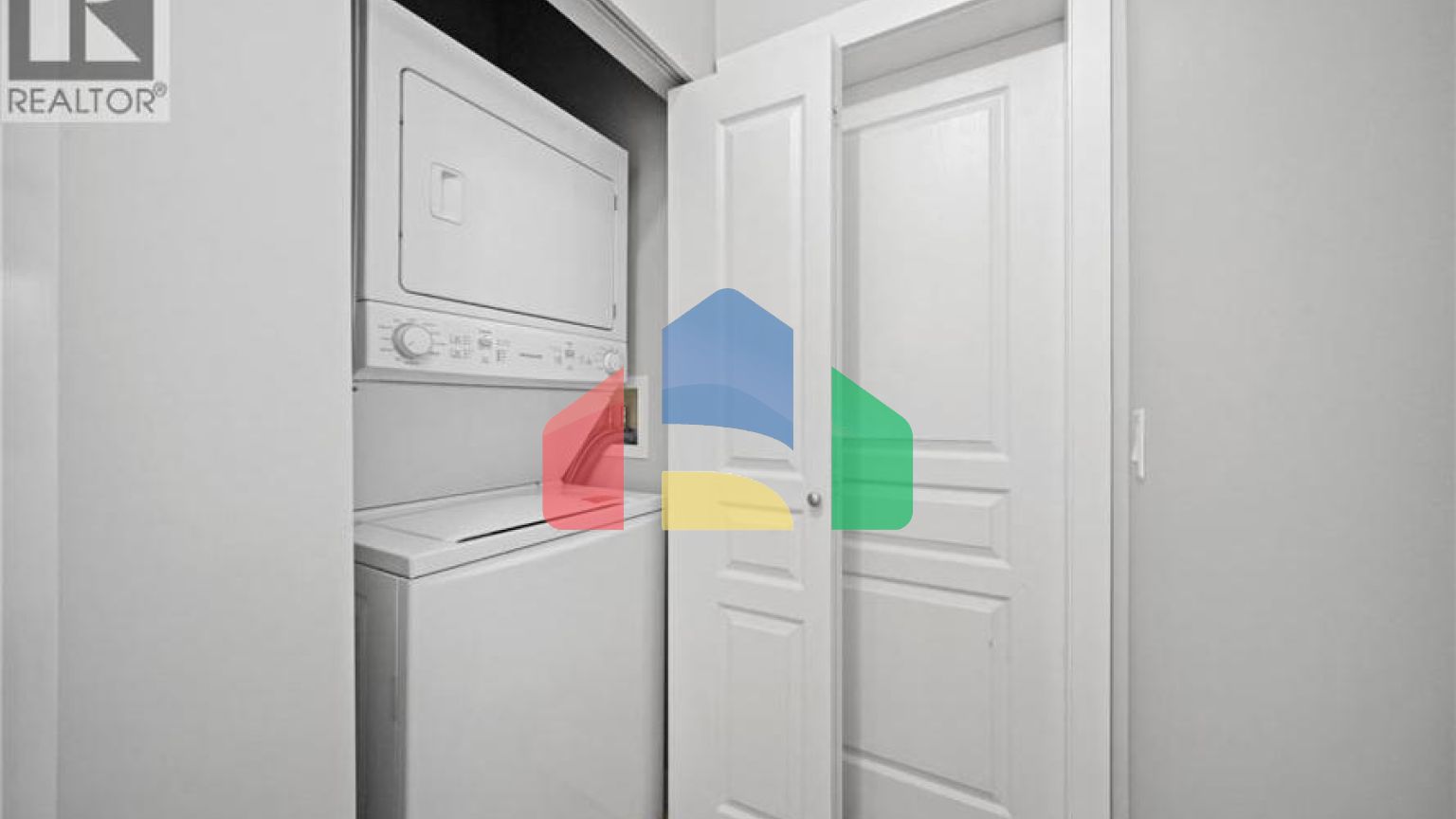 Residential - Single Family Home - Coquitlam, Canada - Canada